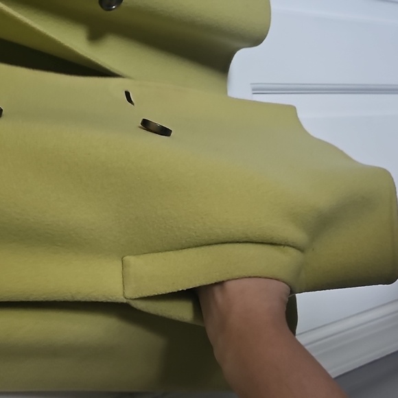 Ellen Tracy Lime Green Double-Breasted Women's Coat - Picture 4 of 7